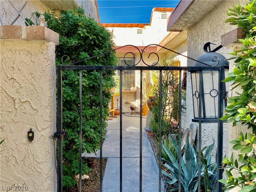 Las Vegas, NV 89121,3122 Pradera CIR