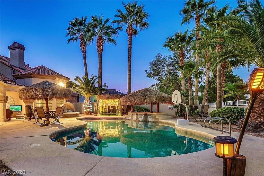 2110 Americas Cup CIR, Las Vegas, NV 89117
