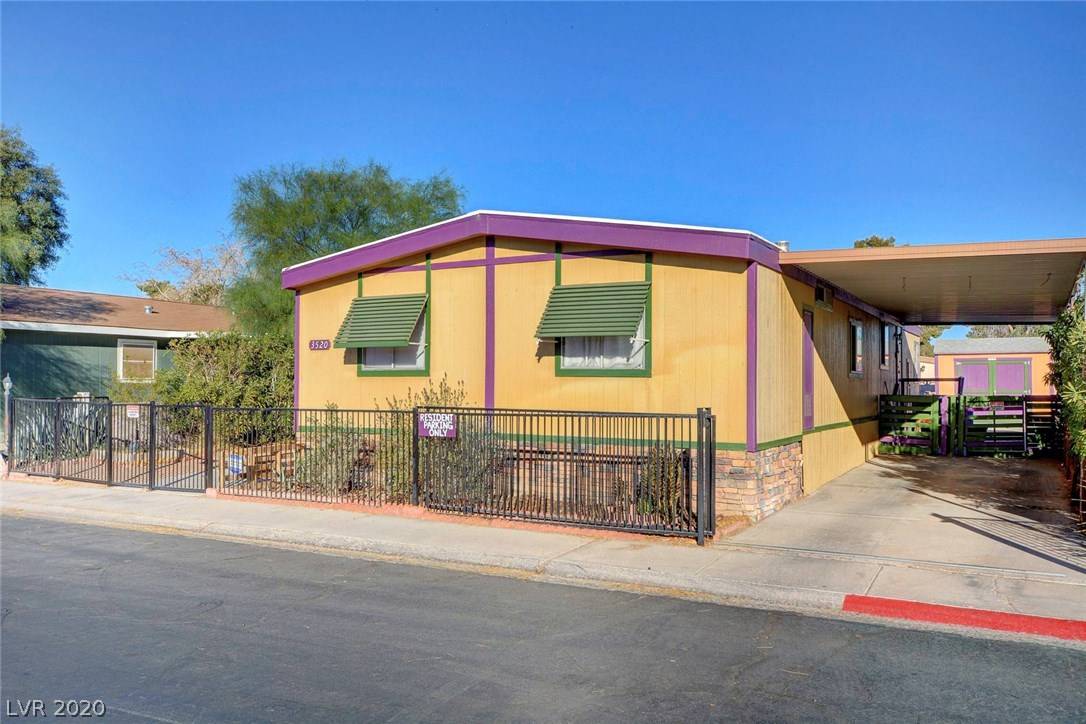 3520 Cape Cod DR, Las Vegas, NV 89122