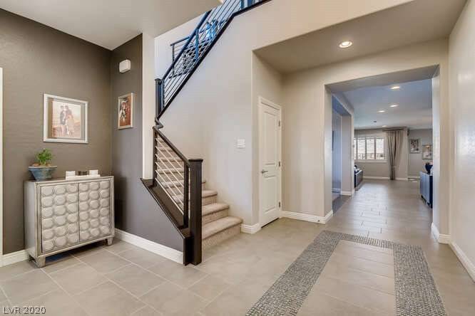 Las Vegas, NV 89148,922 Whitworth AVE