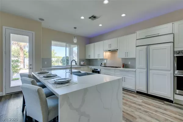 10494 Realm WAY, Las Vegas, NV 89135