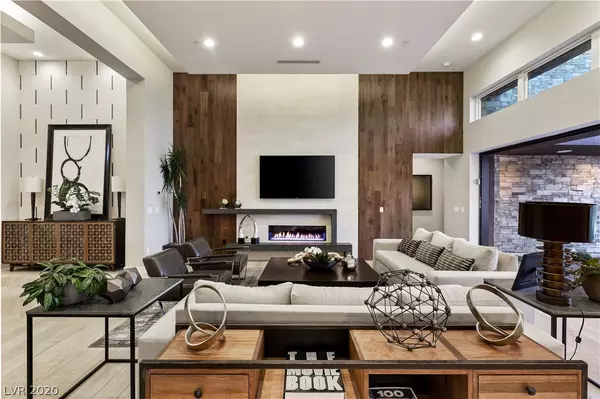 Henderson, NV 89052,2244 Sky Pointe Ridge DR