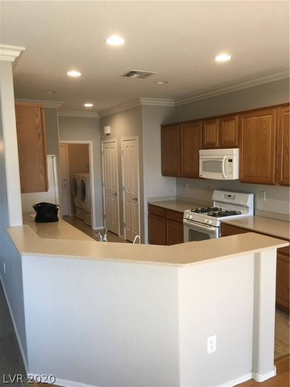 Henderson, NV 89044,2509 Crater Rock ST