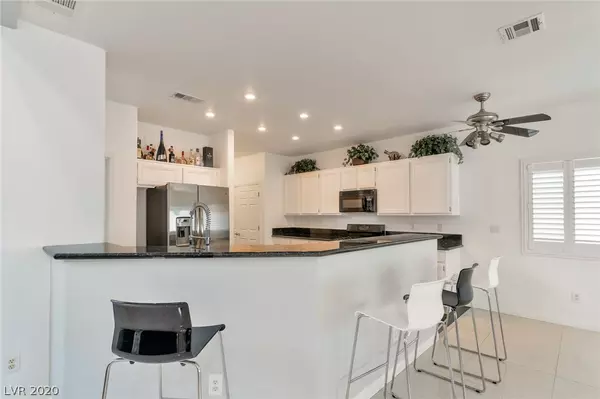 Las Vegas, NV 89113,7285 Winding Creek DR