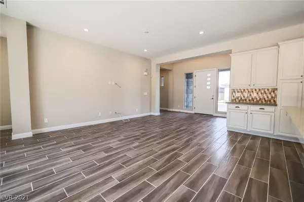 Las Vegas, NV 89148,6691 Titanium Crest ST