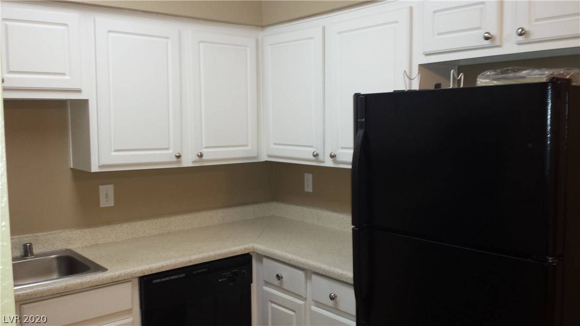 Las Vegas, NV 89128,3151 Soaring Gulls DR #2145