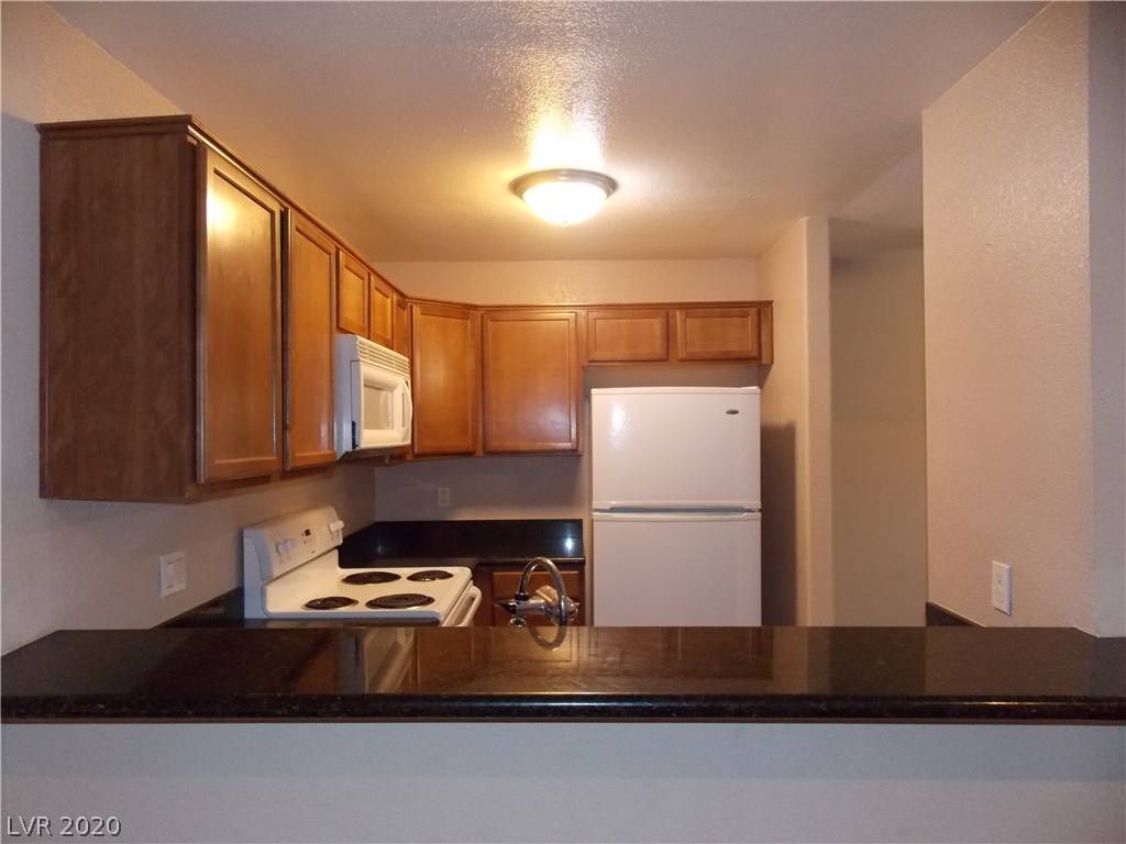 Las Vegas, NV 89117,9325 W Desert Inn RD #278