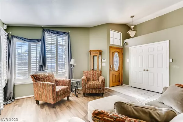 Las Vegas, NV 89128,8228 Point View CT