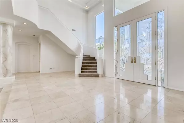Las Vegas, NV 89148,5086 Scenic Ridge DR