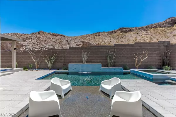 Henderson, NV 89052,2219 Ledge Rock LN