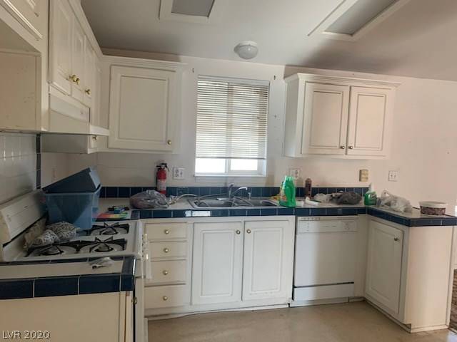 Las Vegas, NV 89121,4898 Fuentes CIR