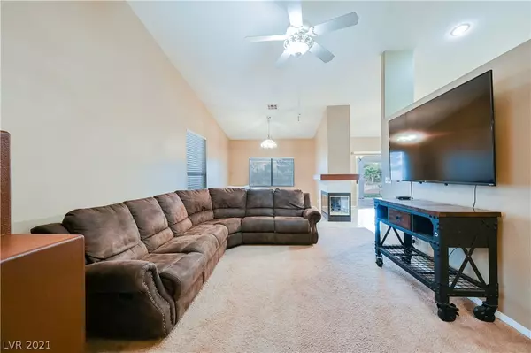 Las Vegas, NV 89149,5512 Royal Vista LN