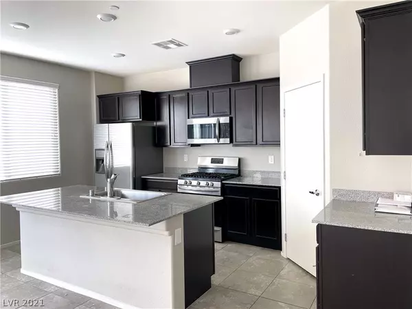 Henderson, NV 89002,2115 Del Aqua AVE