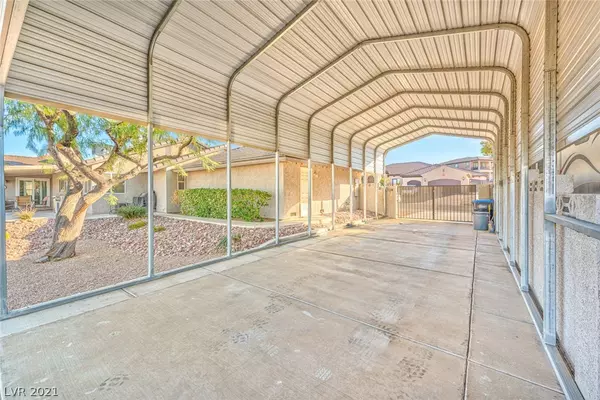 Henderson, NV 89015,260 W Kimberly DR