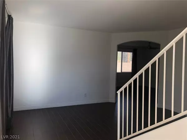 Henderson, NV 89052,528 Startop ST