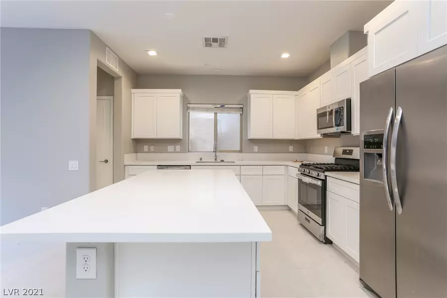 2325 Rue Royale ST, Henderson, NV 89044