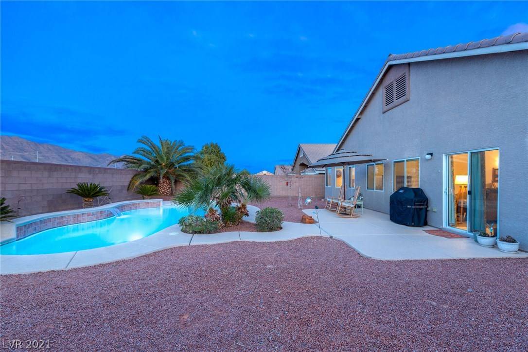 8022 Brighton Summit AVE, Las Vegas, NV 89131
