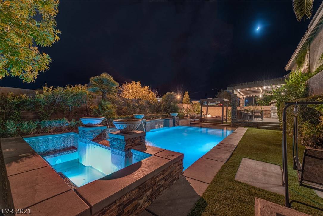 11250 Pentland Downs ST, Las Vegas, NV 89141