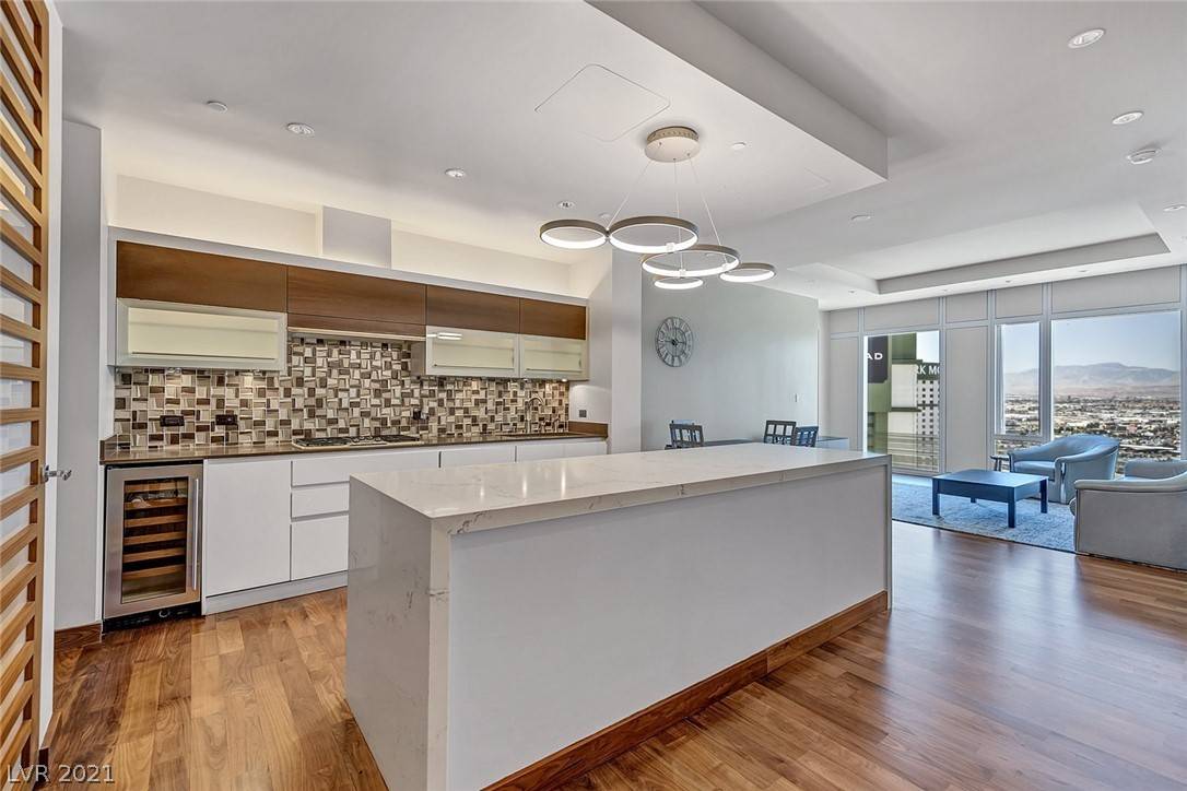 3750 LAS VEGAS BLVD #2409, Las Vegas, NV 89158