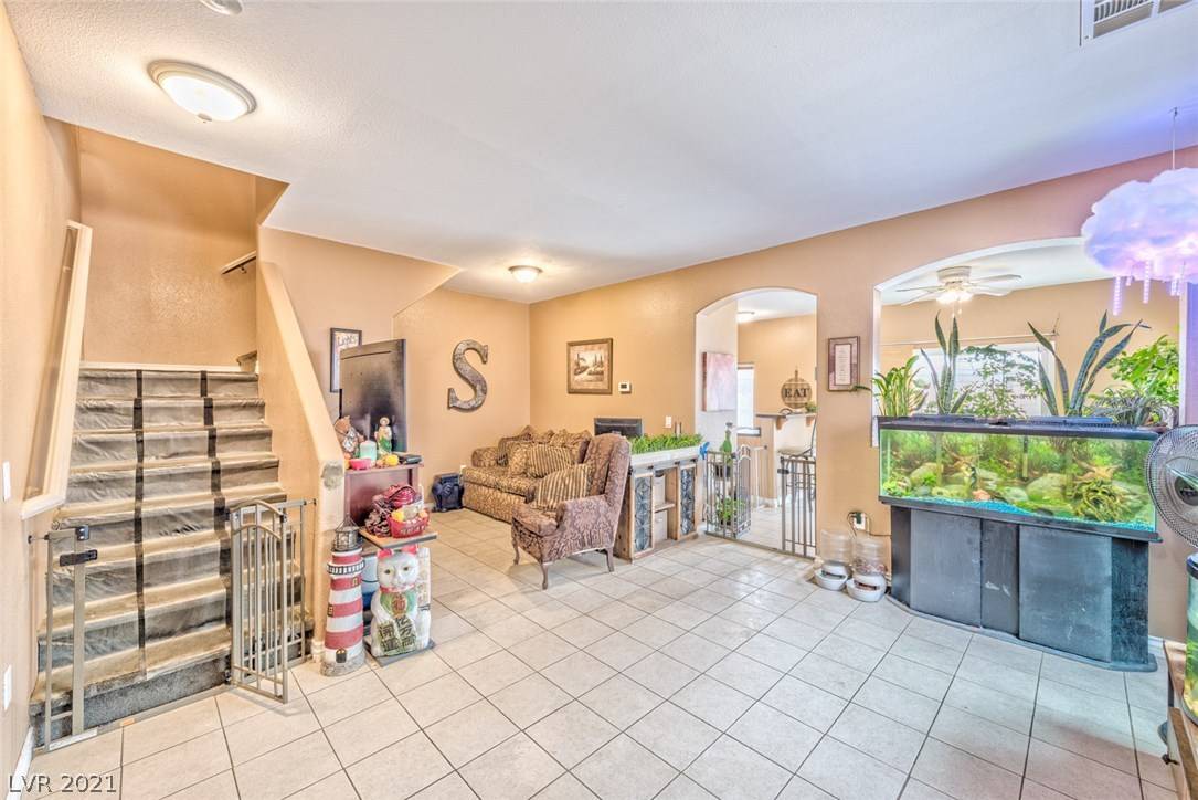 North Las Vegas, NV 89081,4028 Smokey Fog AVE #3
