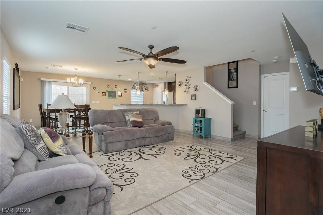 Henderson, NV 89002,983 Spiracle AVE