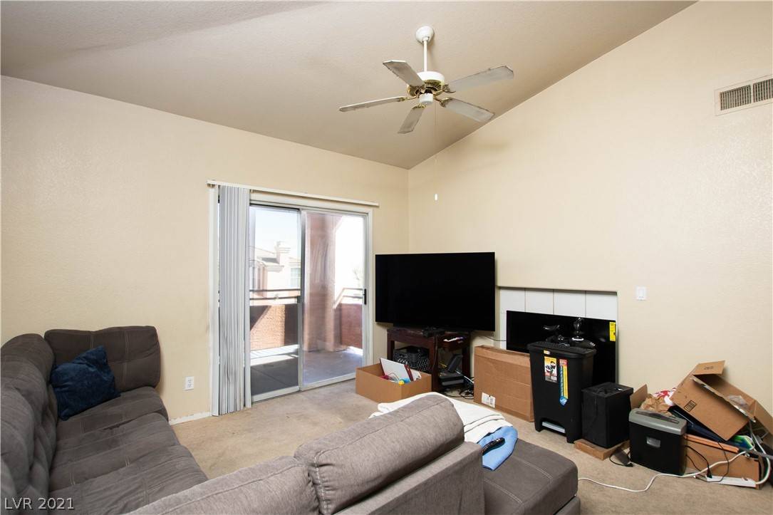 Las Vegas, NV 89128,1501 Blackcombe ST #201
