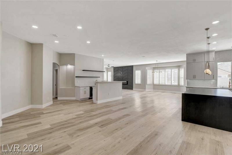Las Vegas, NV 89144,10825 Elm Ridge AVE