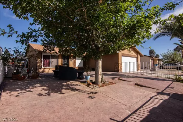 Las Vegas, NV 89115,4098 Fernleaf DR