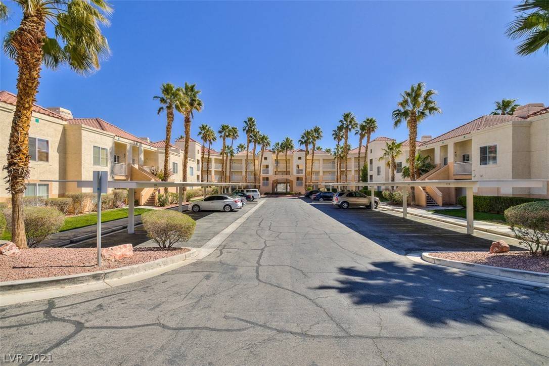 Las Vegas, NV 89118,5000 Red Rock ST #205