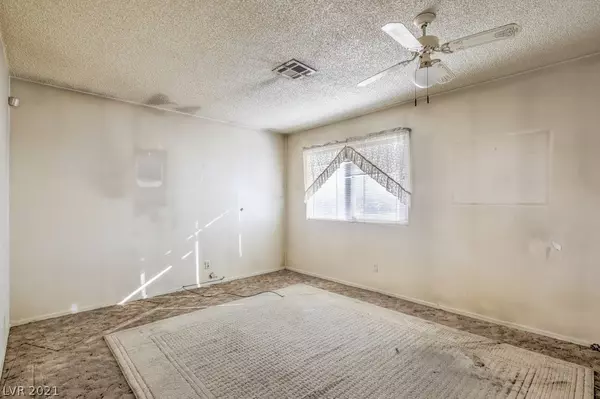 Henderson, NV 89011,1444 Chestnut ST