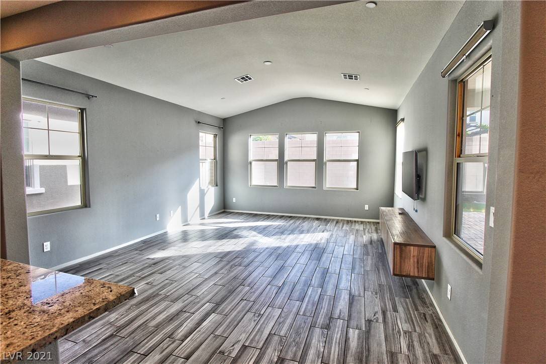 Henderson, NV 89011,325 Homeward WAY