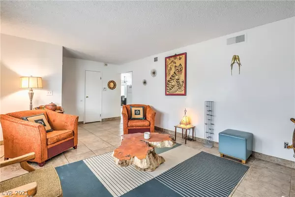 Las Vegas, NV 89147,3974 Belhaven ST