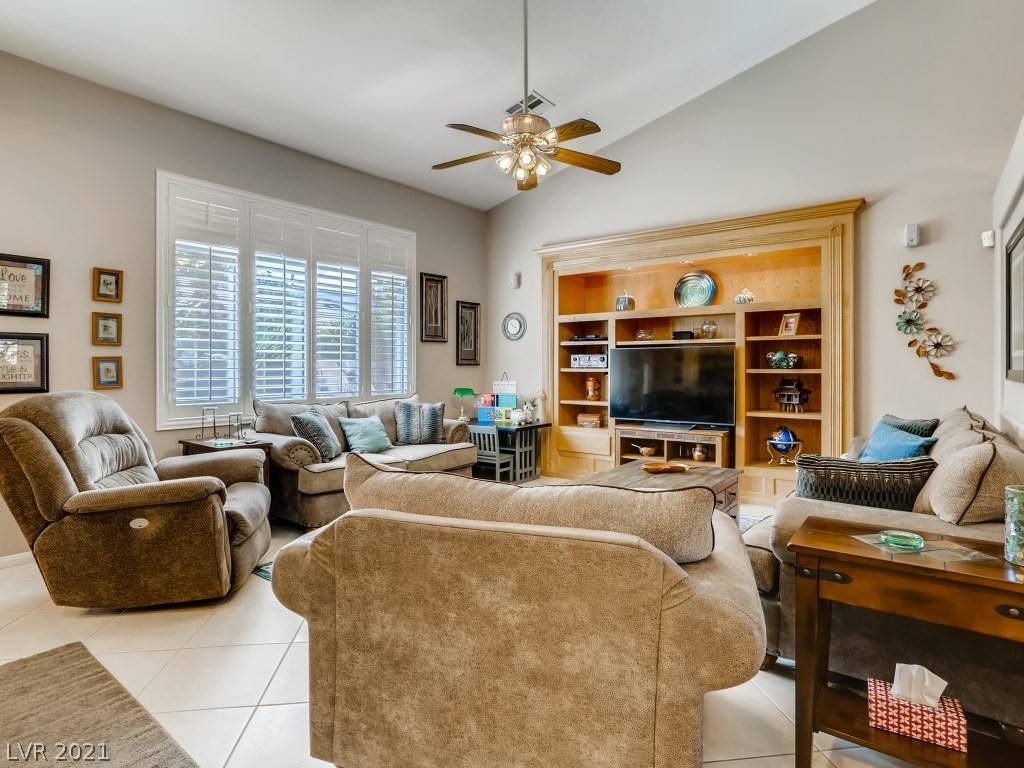Henderson, NV 89012,225 Valare ST