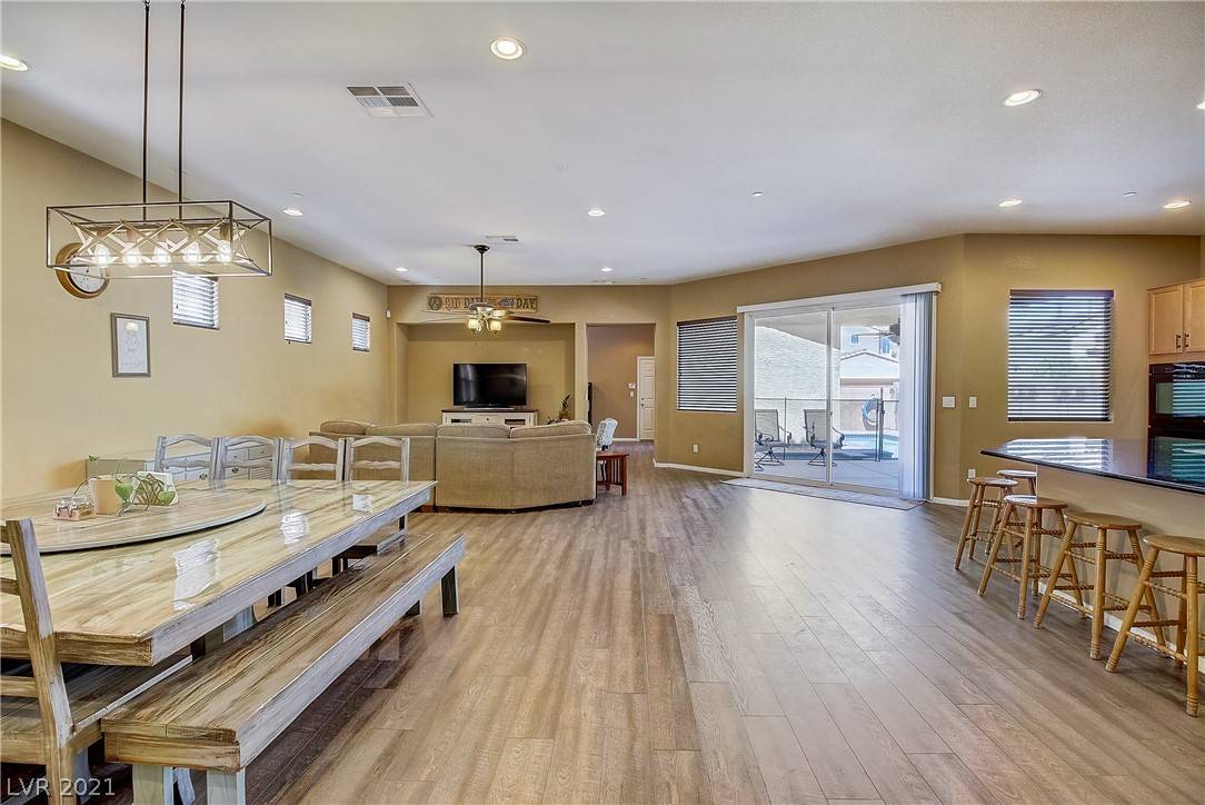 Henderson, NV 89044,3052 Camino Largo AVE