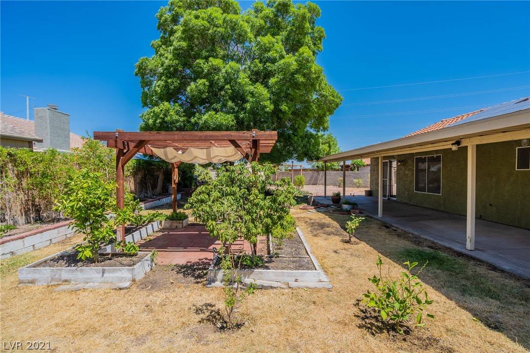 Henderson, NV 89015,601 Grape DR