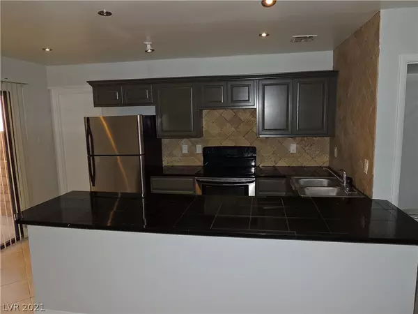 Henderson, NV 89014,625 Pepper Tree CIR
