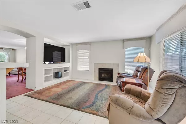 Henderson, NV 89014,315 Laguna Glen DR