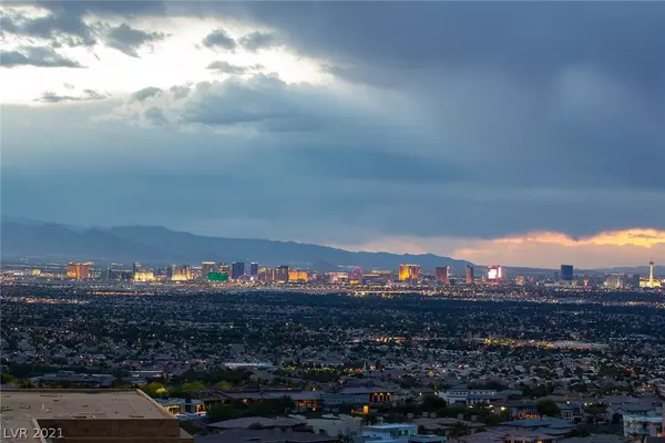 Henderson, NV 89012,663 Solitude Rock CT
