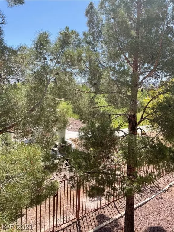 Henderson, NV 89052,700 Carnegie ST #3424