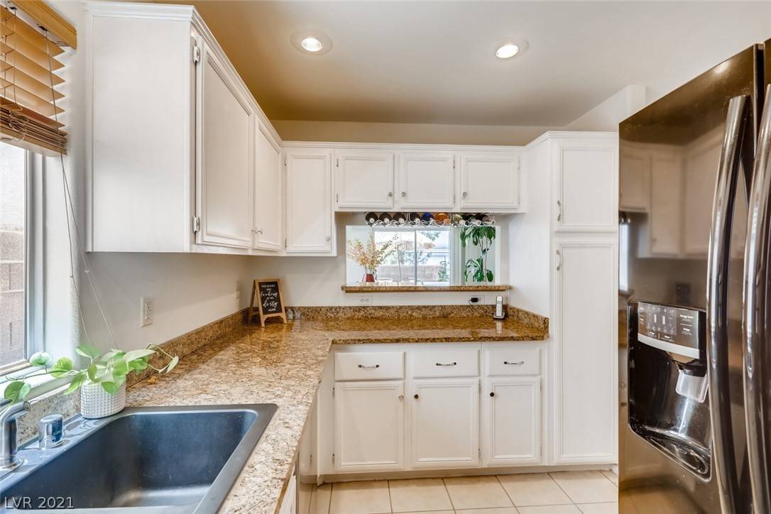 Las Vegas, NV 89142,2079 William Holden CT