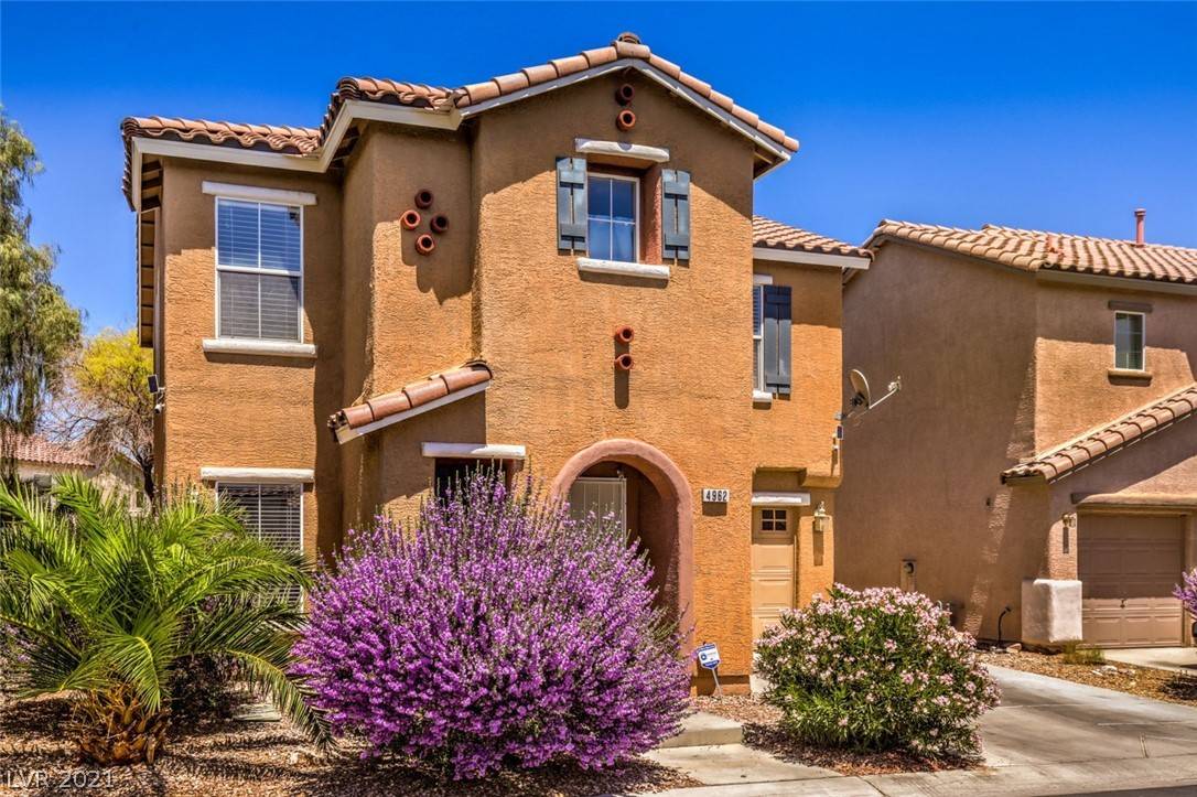 Las Vegas, NV 89122,4962 Volcanic Rock LN
