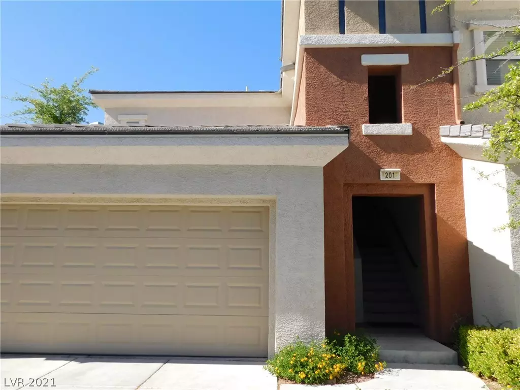 Las Vegas, NV 89144,10640 Amber Ridge DR #201