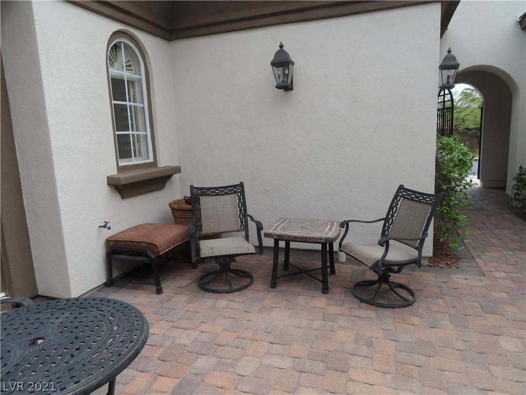 Las Vegas, NV 89135,2671 Turtle Head Peak DR