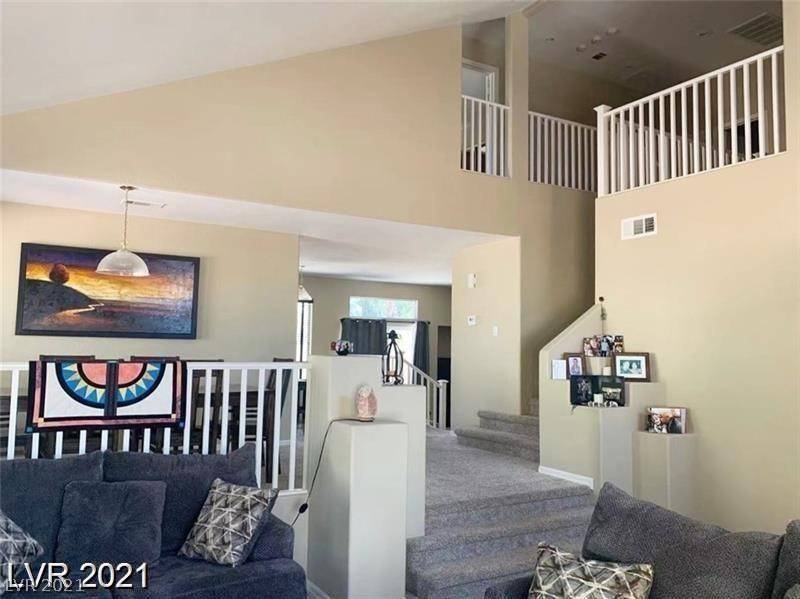 Las Vegas, NV 89147,8987 Lillyhammer CT