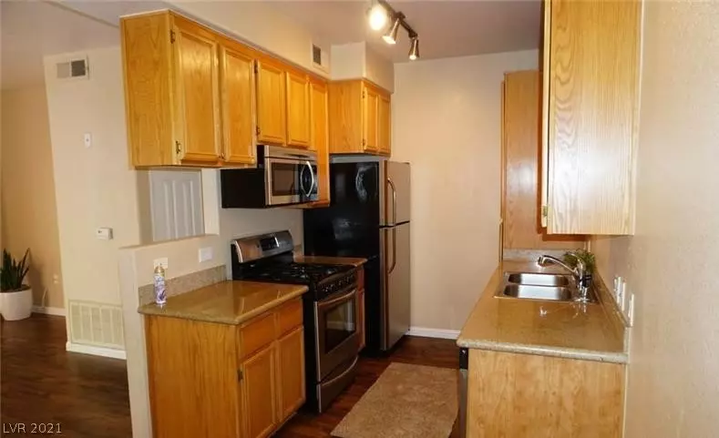 Las Vegas, NV 89130,3318 N Decatur BLVD #1070