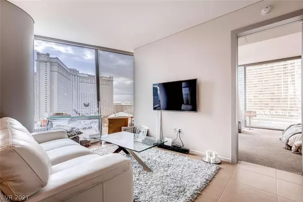 Las Vegas, NV 89158,3726 Las Vegas BLVD #906