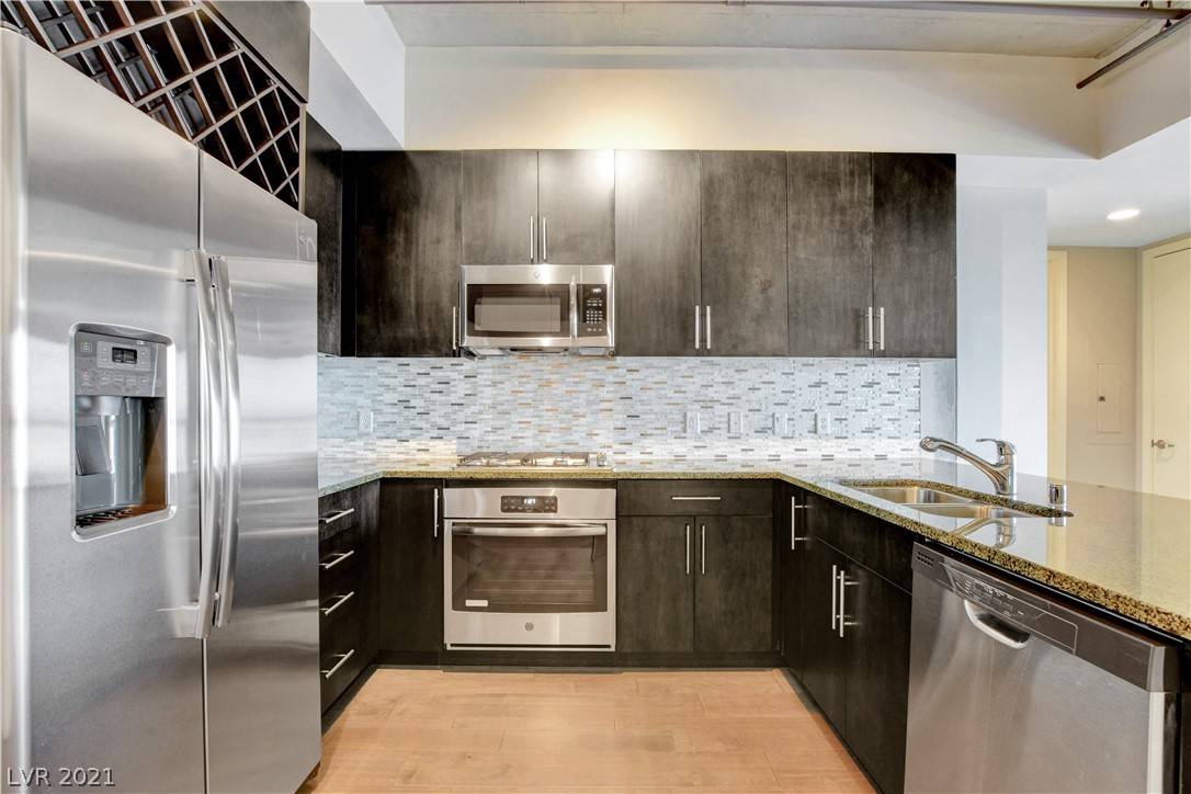 Las Vegas, NV 89101,353 E BONNEVILLE AVE #329