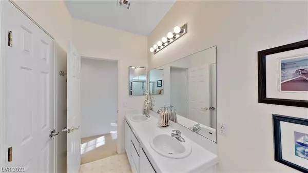 Las Vegas, NV 89129,4604 Harvest Night ST