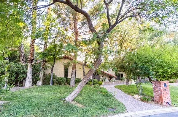 Las Vegas, NV 89107,212 Starlite DR