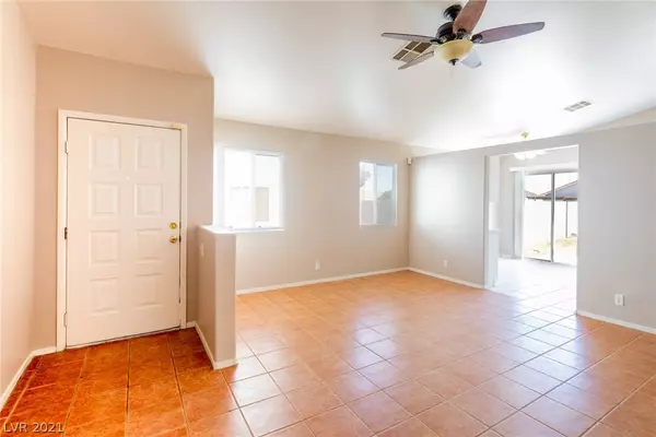 9449 Vista Ridge AVE,  Las Vegas,  NV 89129